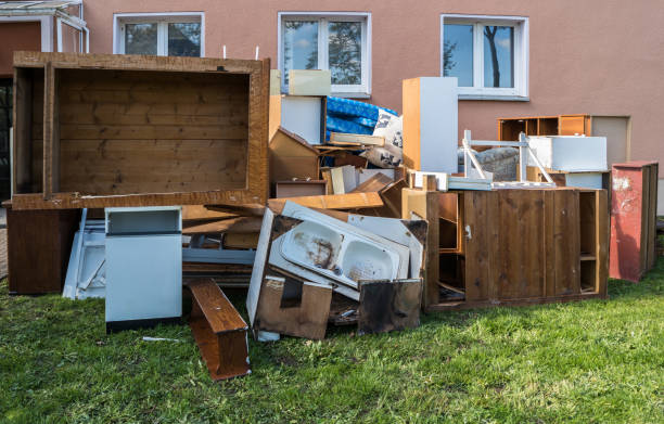 Best Estate Cleanout Services  in Amityville, NY